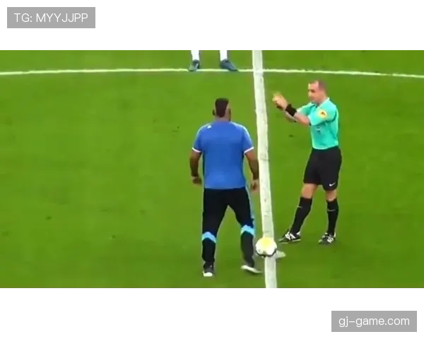 《桑德兰纪录片触动人心：足球背后的挣扎与希望》