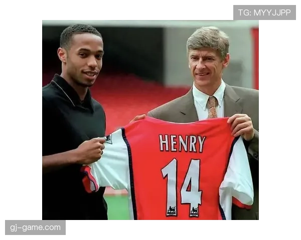 亨利关键进球助力球队逆转胜利，状态回暖值得关注